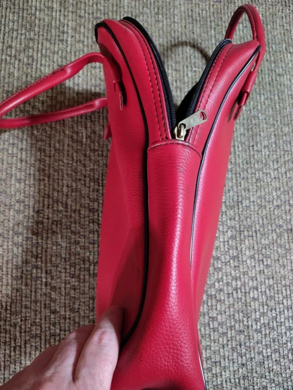 Vintage Hazel Wine Bag Holder Red Made In USA Retro Cottage Stillwell